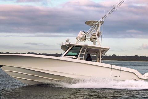 Boston Whaler 380 Outrage